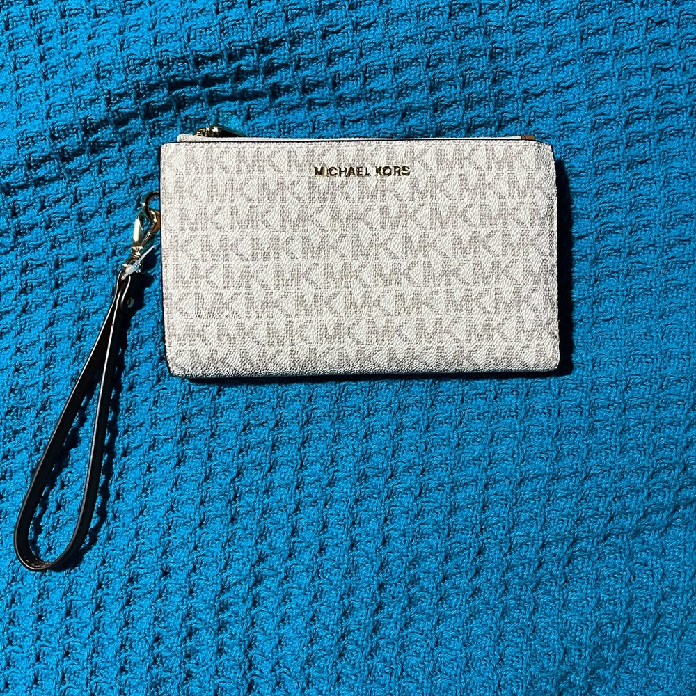 Michael Kors Double Zip Pocket Wristlet Wallet